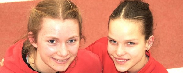 Sie sind zwei der besten deutschen Jugendlichen: Tanja Unverzagt (links) und Klara Härke – Stabhochspringerinnen des MTV 49 Holzminden
