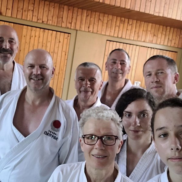 Karateka nach dem Kata-Sondertraining